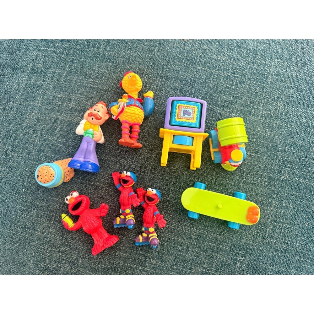 Rare Items From Elmo’s World Play Set - TV, Train, Mr. Noodle- Sesame Street